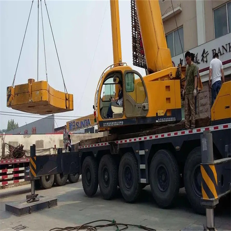茂名当地吊车出租|机器吊装|75吨|工厂搬迁服务